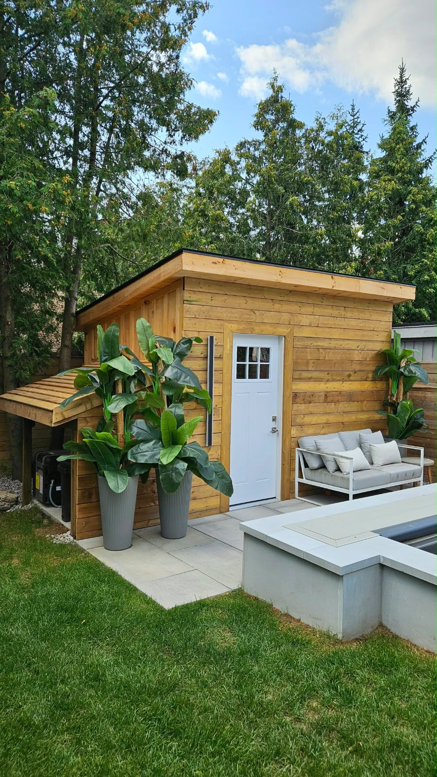 Custom Shed built by Castle Build in the Toronto area